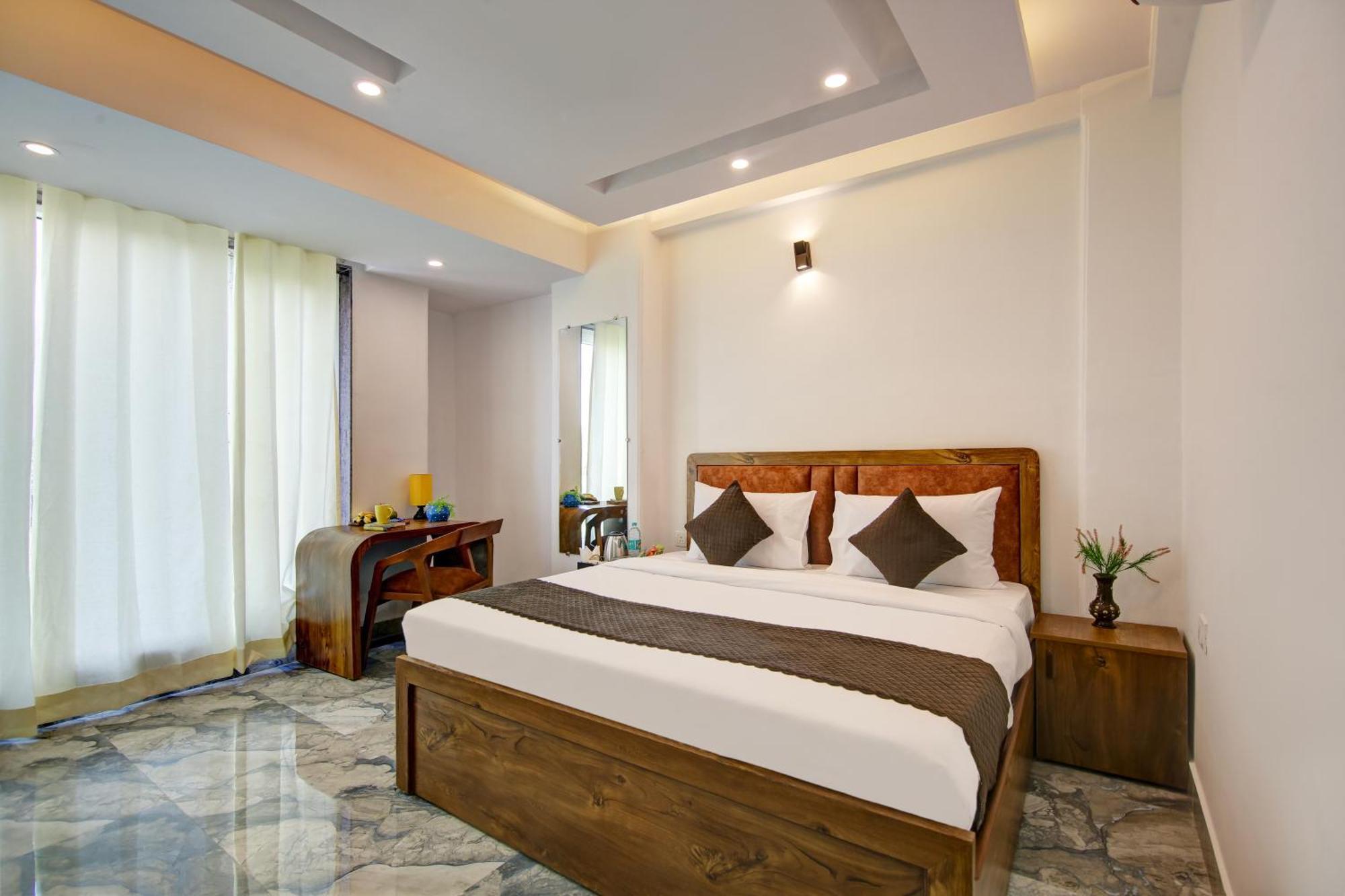 Hotel The Emporio Grand Near Vaishali Metro Station Ghaziabad Zewnętrze zdjęcie