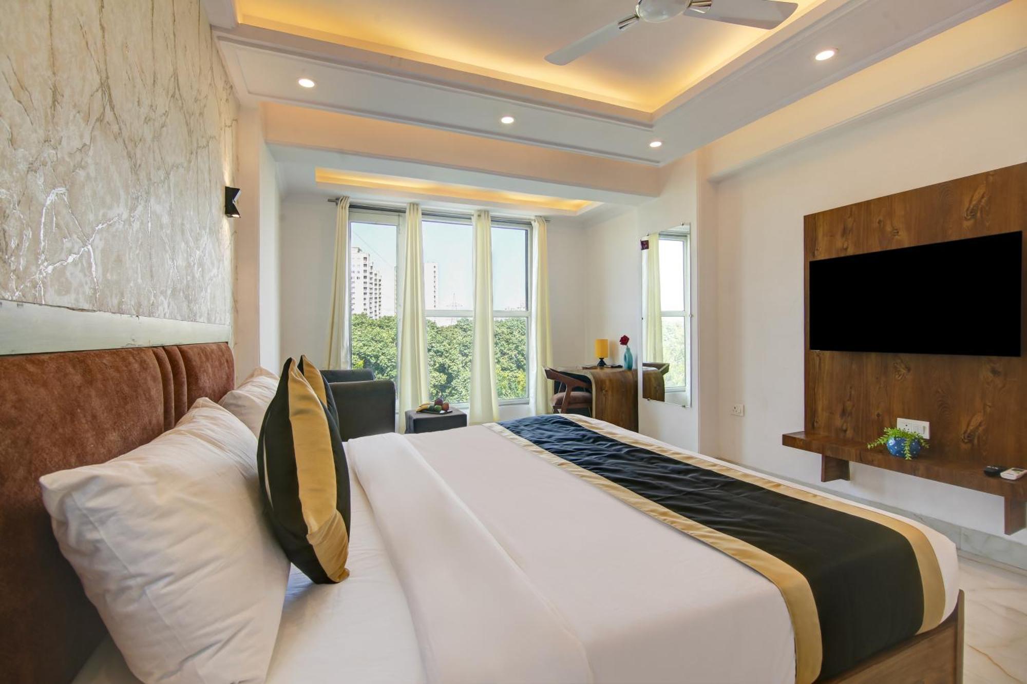 Hotel The Emporio Grand Near Vaishali Metro Station Ghaziabad Zewnętrze zdjęcie