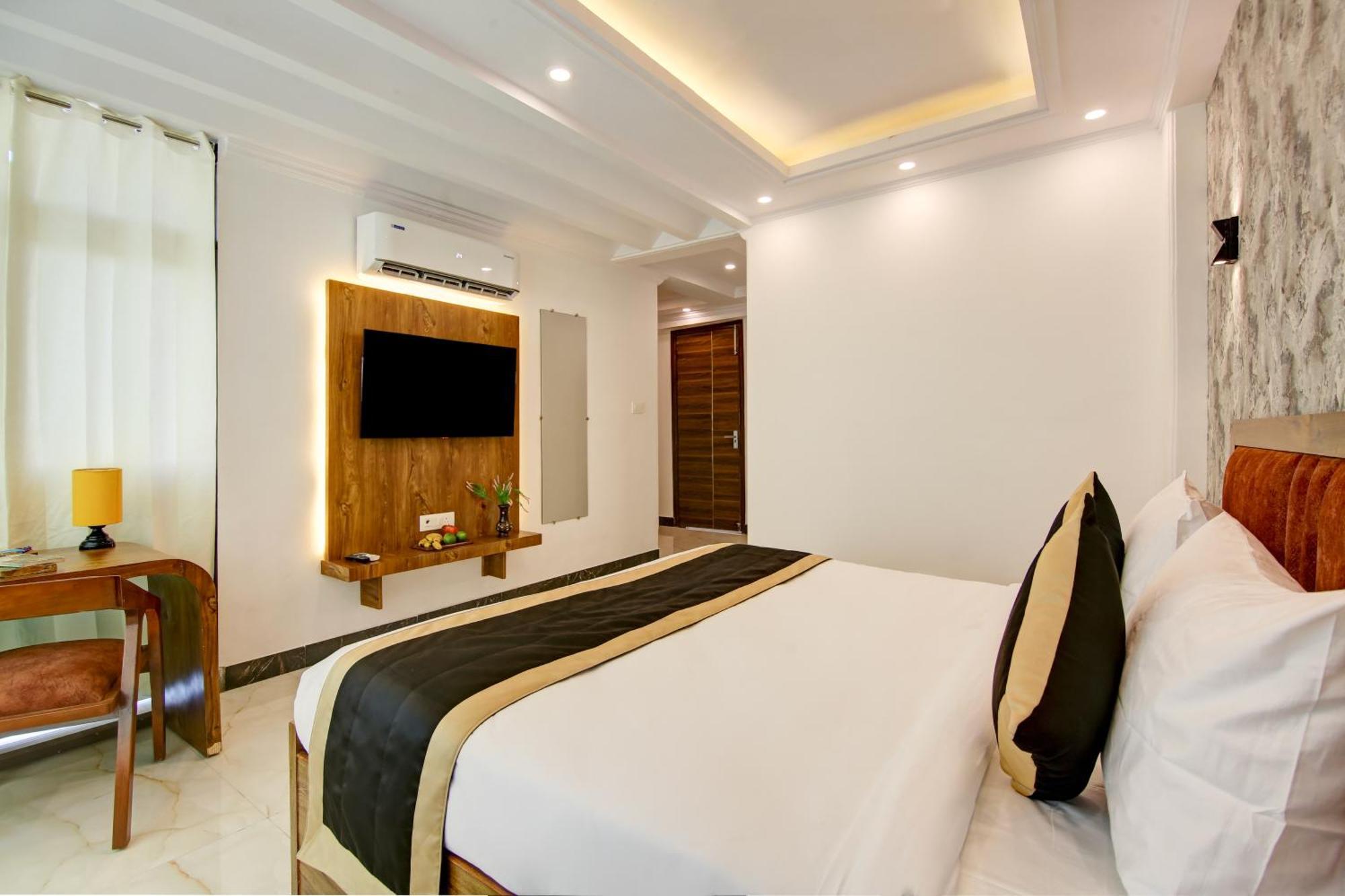 Hotel The Emporio Grand Near Vaishali Metro Station Ghaziabad Zewnętrze zdjęcie
