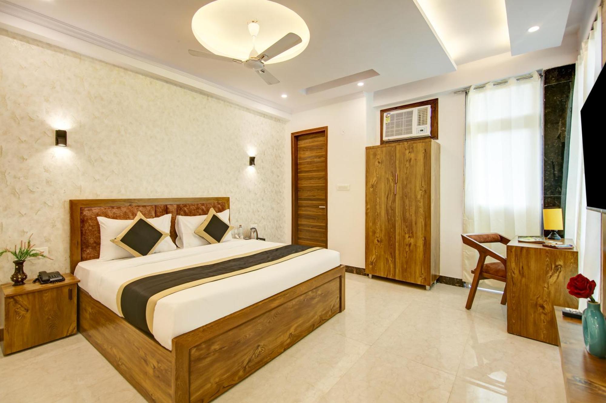 Hotel The Emporio Grand Near Vaishali Metro Station Ghaziabad Zewnętrze zdjęcie