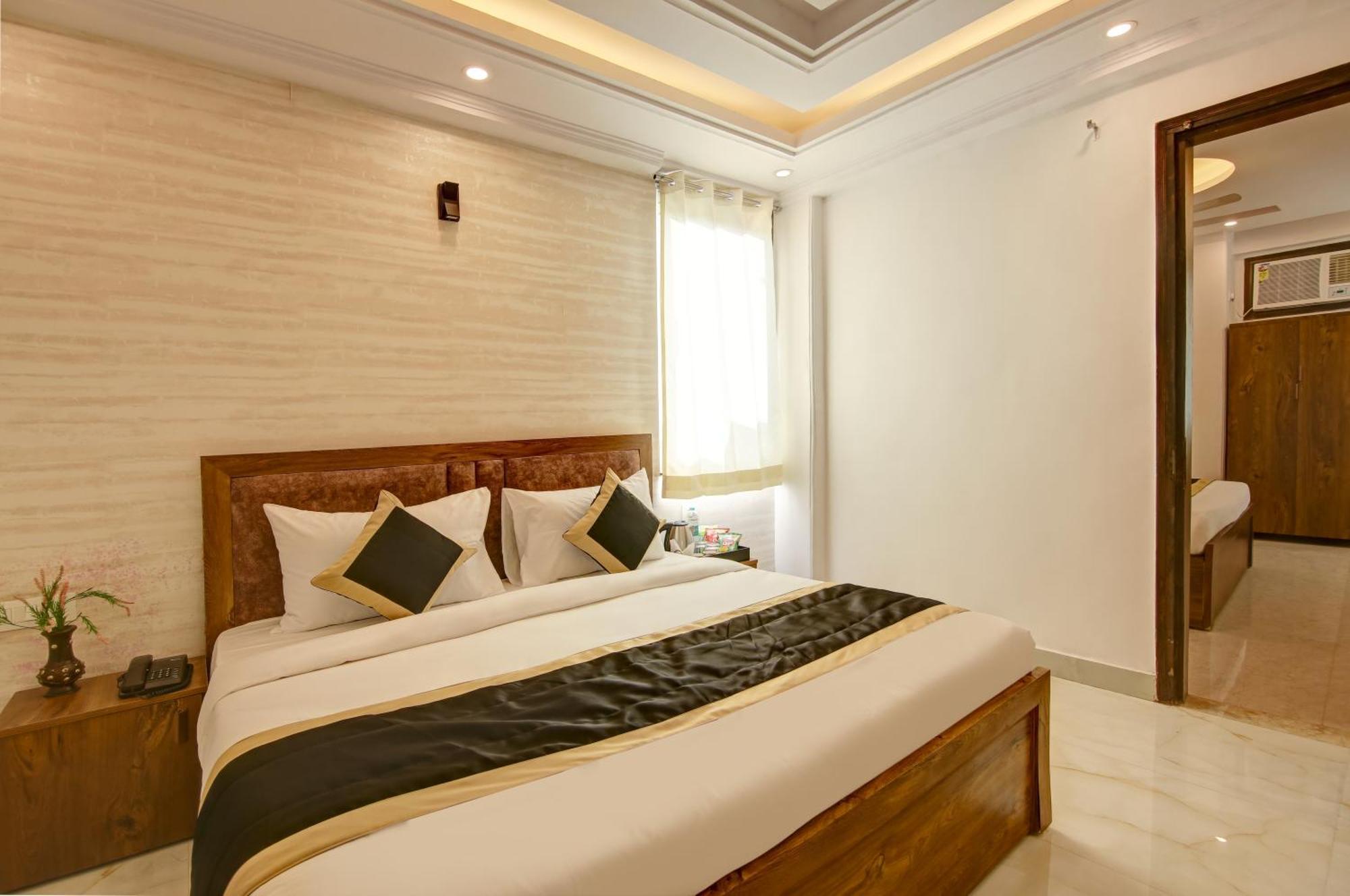 Hotel The Emporio Grand Near Vaishali Metro Station Ghaziabad Zewnętrze zdjęcie