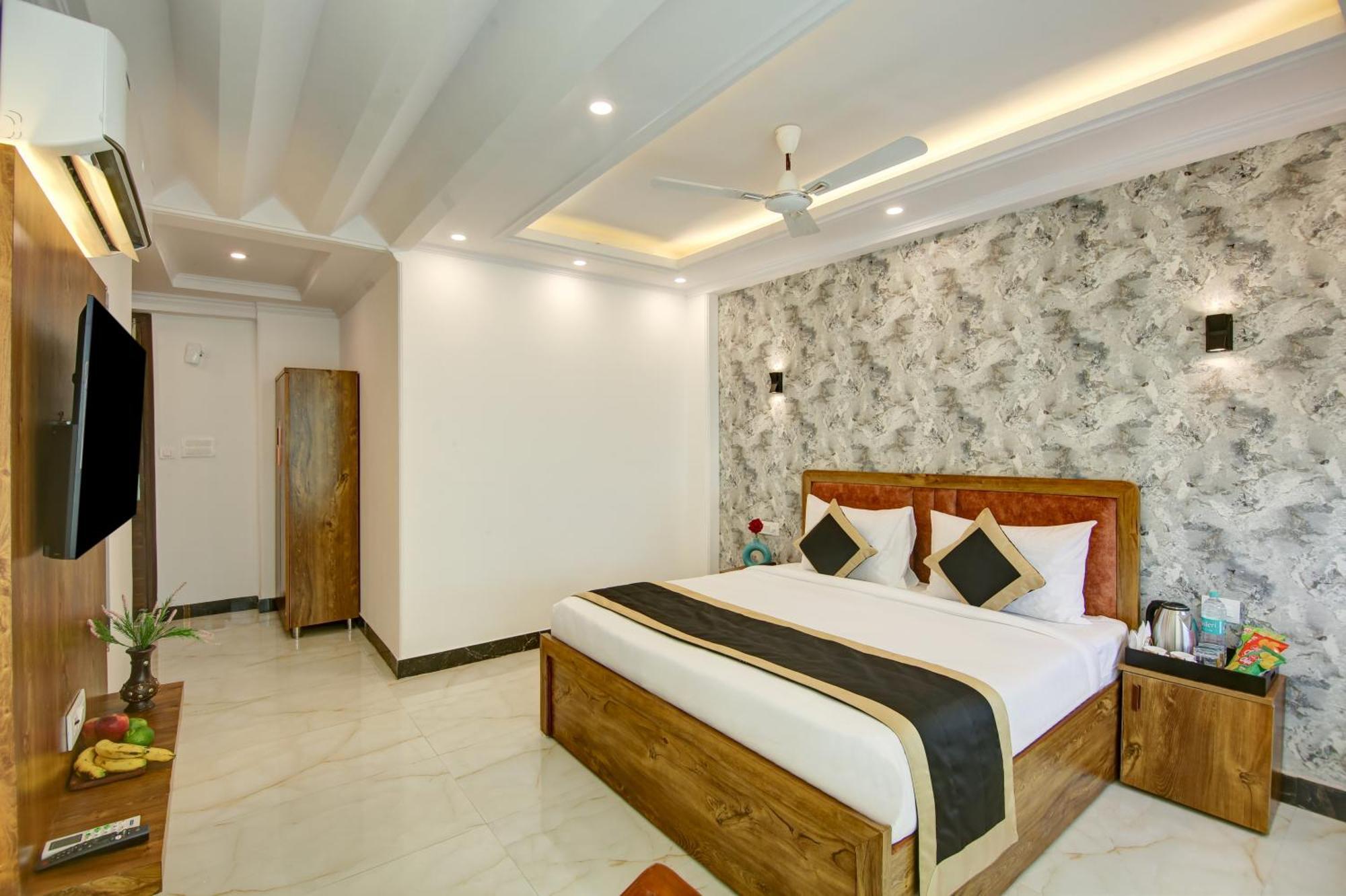 Hotel The Emporio Grand Near Vaishali Metro Station Ghaziabad Zewnętrze zdjęcie