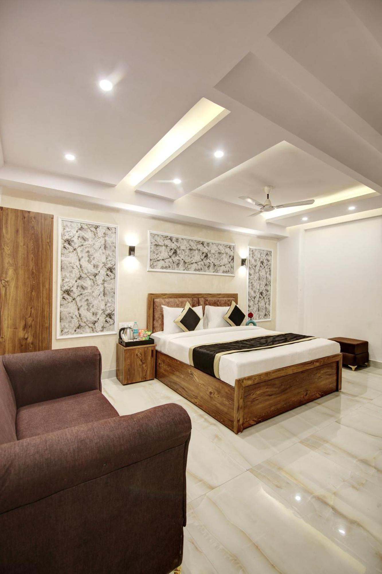 Hotel The Emporio Grand Near Vaishali Metro Station Ghaziabad Zewnętrze zdjęcie
