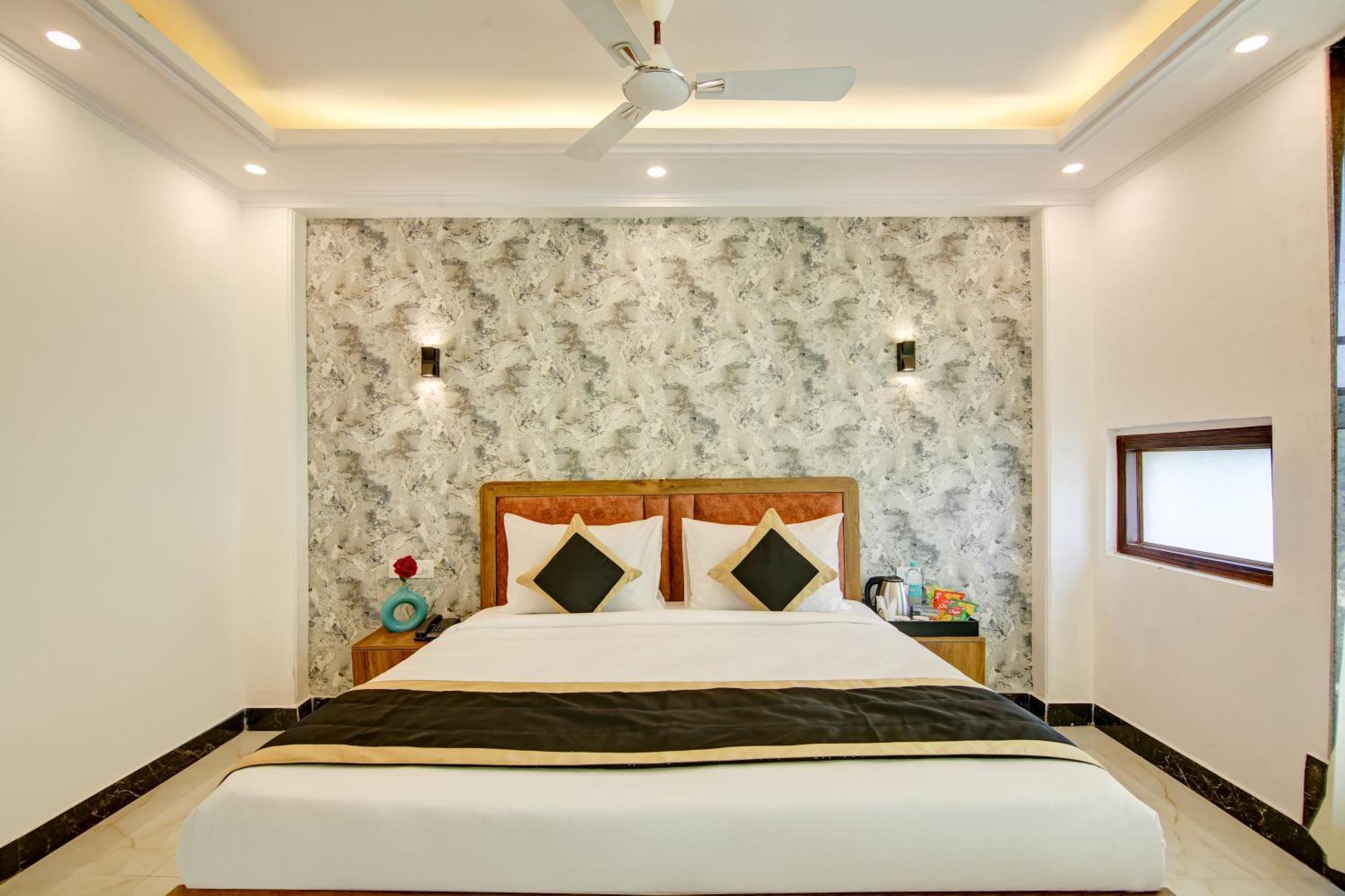 Hotel The Emporio Grand Near Vaishali Metro Station Ghaziabad Zewnętrze zdjęcie