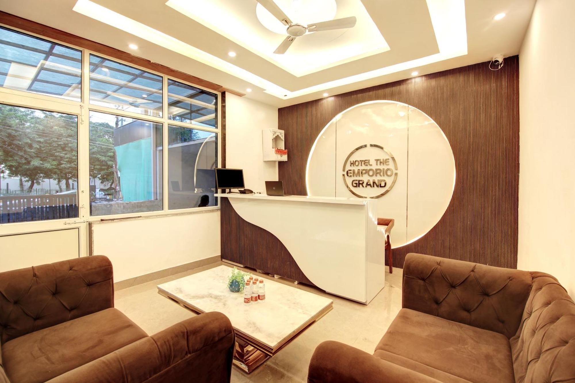 Hotel The Emporio Grand Near Vaishali Metro Station Ghaziabad Zewnętrze zdjęcie